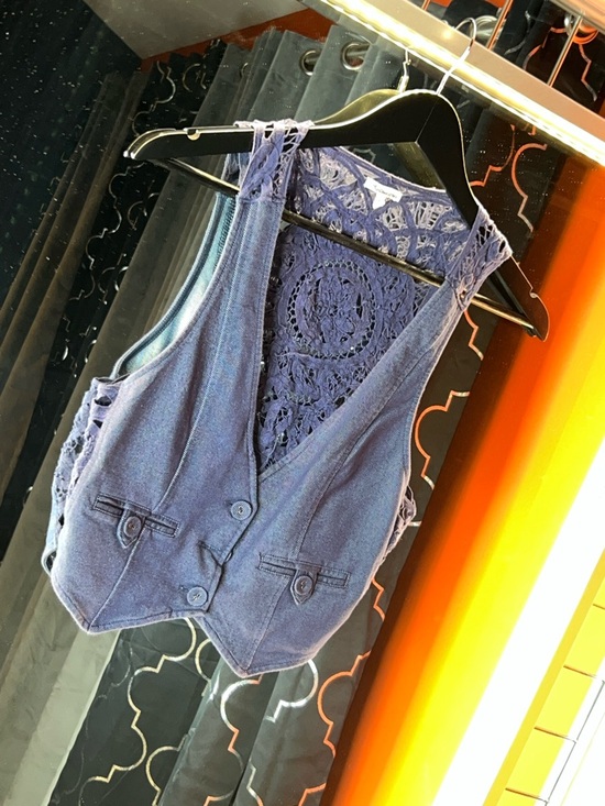 Jackets & Blazers - 💙 Boho-Chic Heritage 1981 Lace-Back Denim Vest 🖇️💿